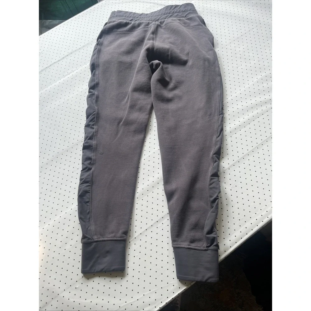 Lululemon Scuba Jogger Gray Fleece Lined Sweatpants Women's 4 Zip Pocket